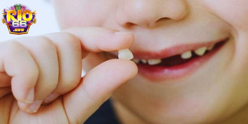 Mơ thấy bị rụng răng nên đánh con gì?